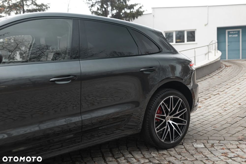 Porsche Macan S - 4