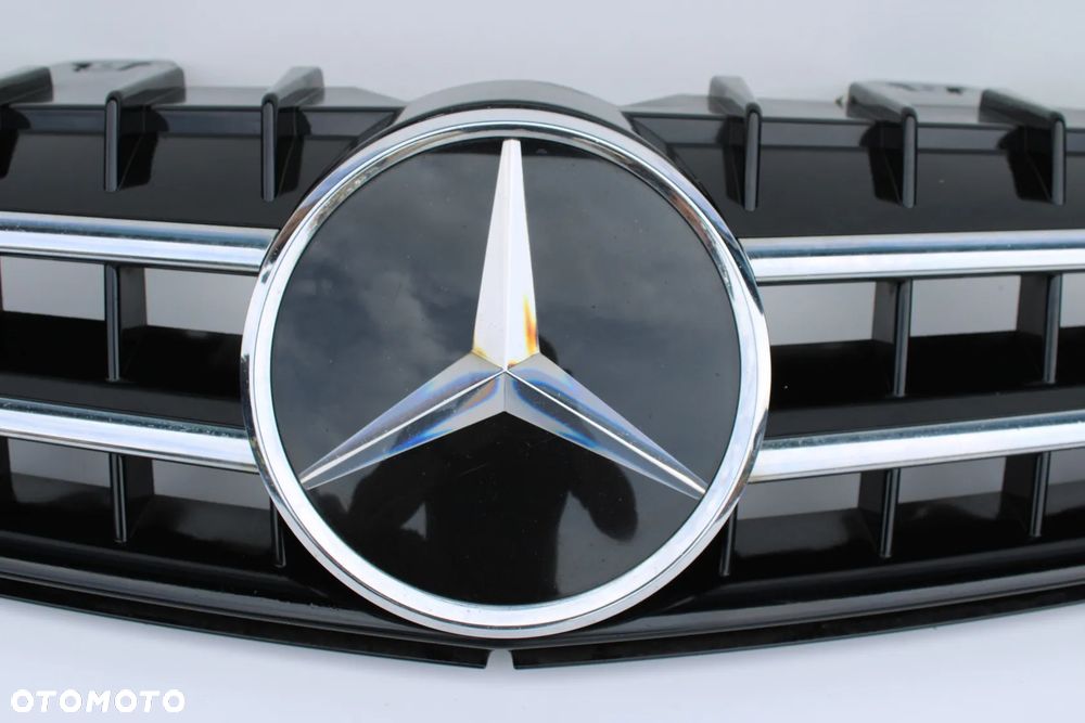 Oryginalny grill atrapa chłodnicy pod radar BDB Mercedes CL63 W216 C216 A2168800583 - 24