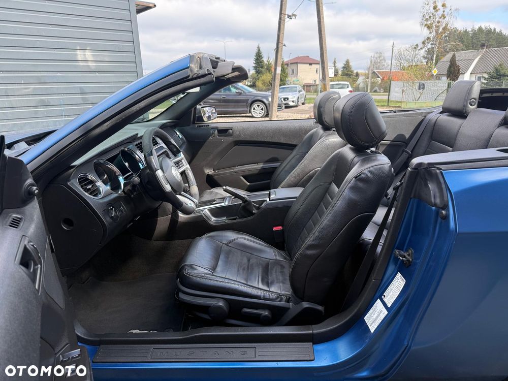 Ford Mustang - 14