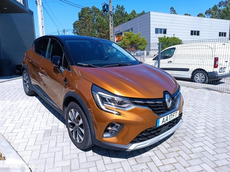 Renault Captur 1.0 TCe Exclusive - 4