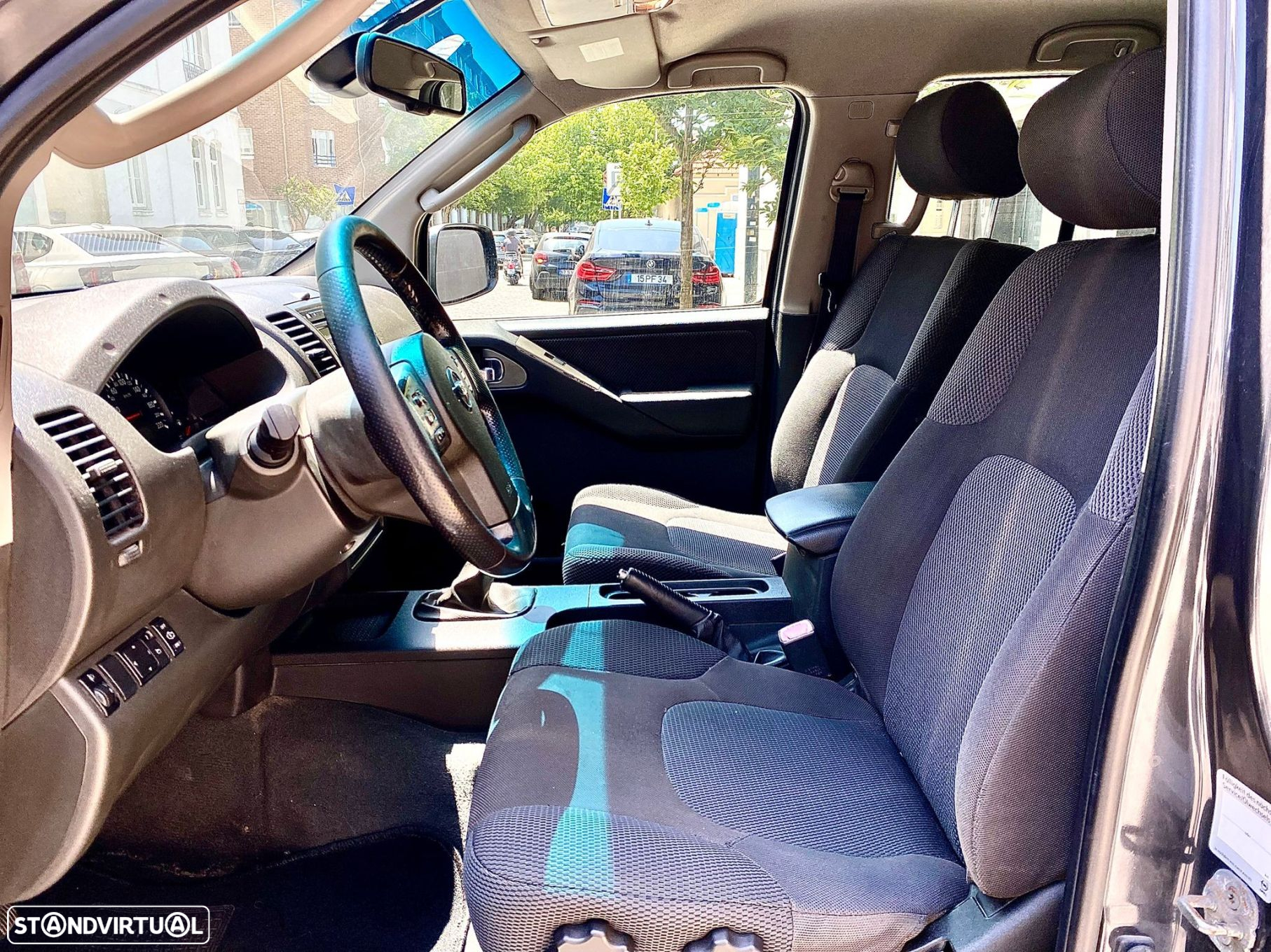 Nissan Navara 2.5 dCi CD LE Premium - 18