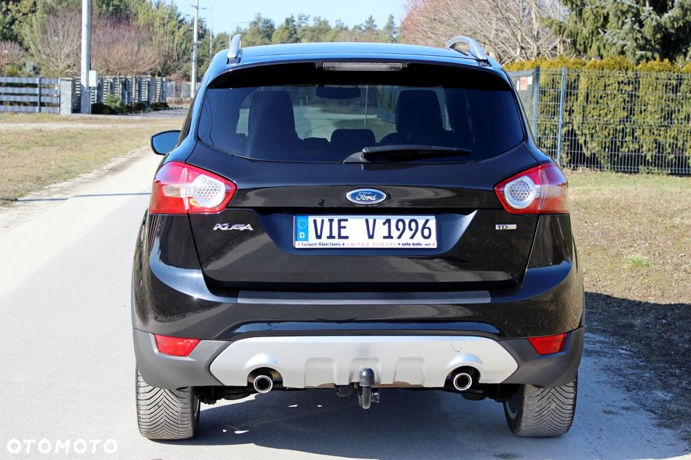 Ford Kuga 2.0 TDCi 2x4 Titanium - 6