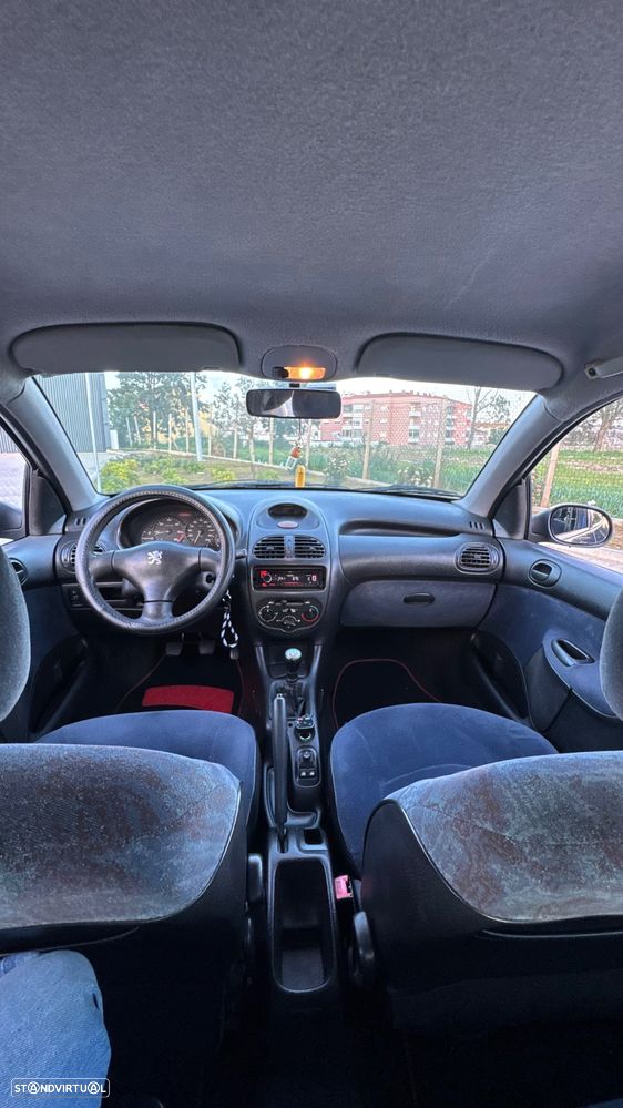 Peugeot 206 1.9 D XT - 12