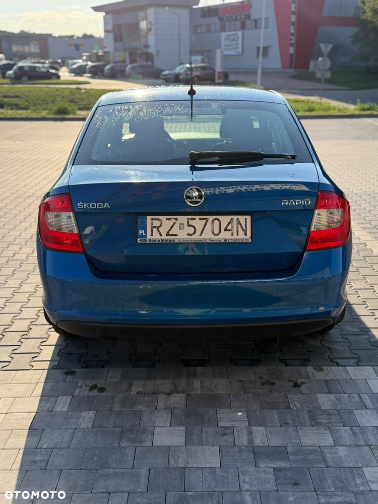 Skoda RAPID 1.6 TDI DPF Style - 13