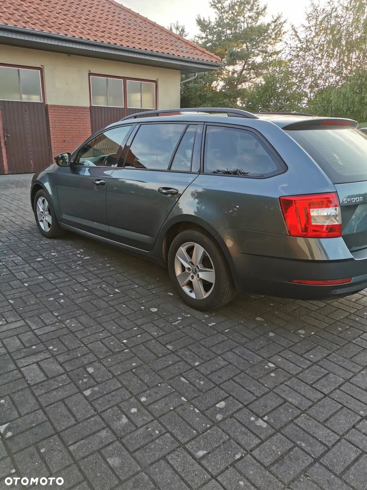 Skoda Octavia 1.6 TDI Ambition - 12