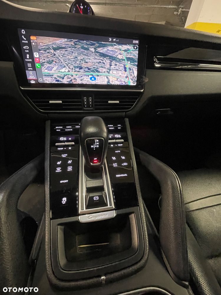 Porsche Cayenne Tiptronic S - 14