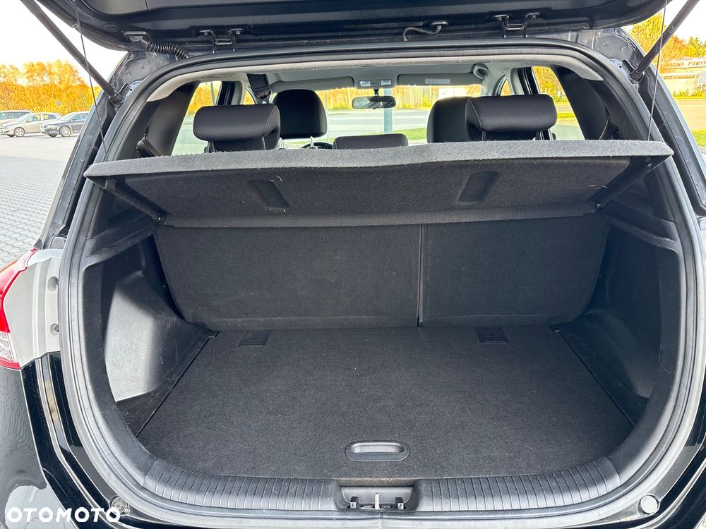 Hyundai ix20 1.4 blue Comfort - 19