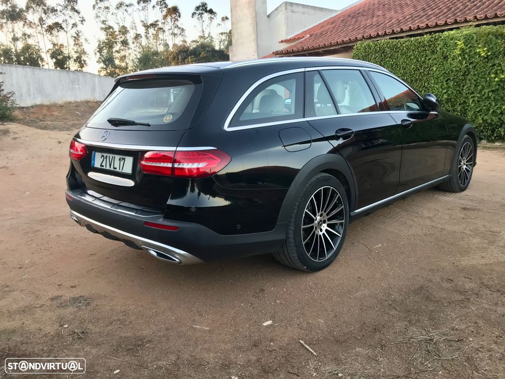 Mercedes-Benz E 220 d 4-Matic All Terrain Avantgarde - 2