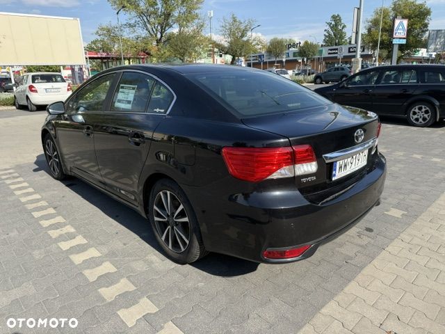 Toyota Avensis 2.0 D-4D Premium - 3
