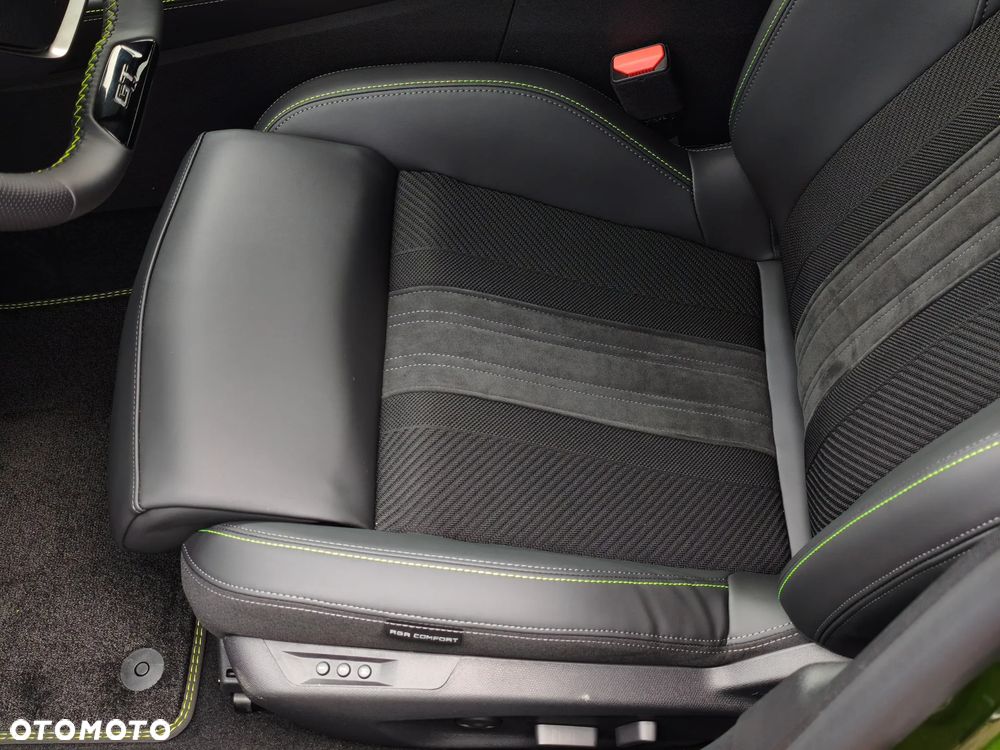 Peugeot 408 1.6 Plug-in Hybrid 240 GT Exclusive e-DCS7 - 19