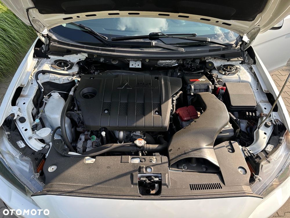 Mitsubishi Lancer 1.8 DID Instyle NAVI - 33