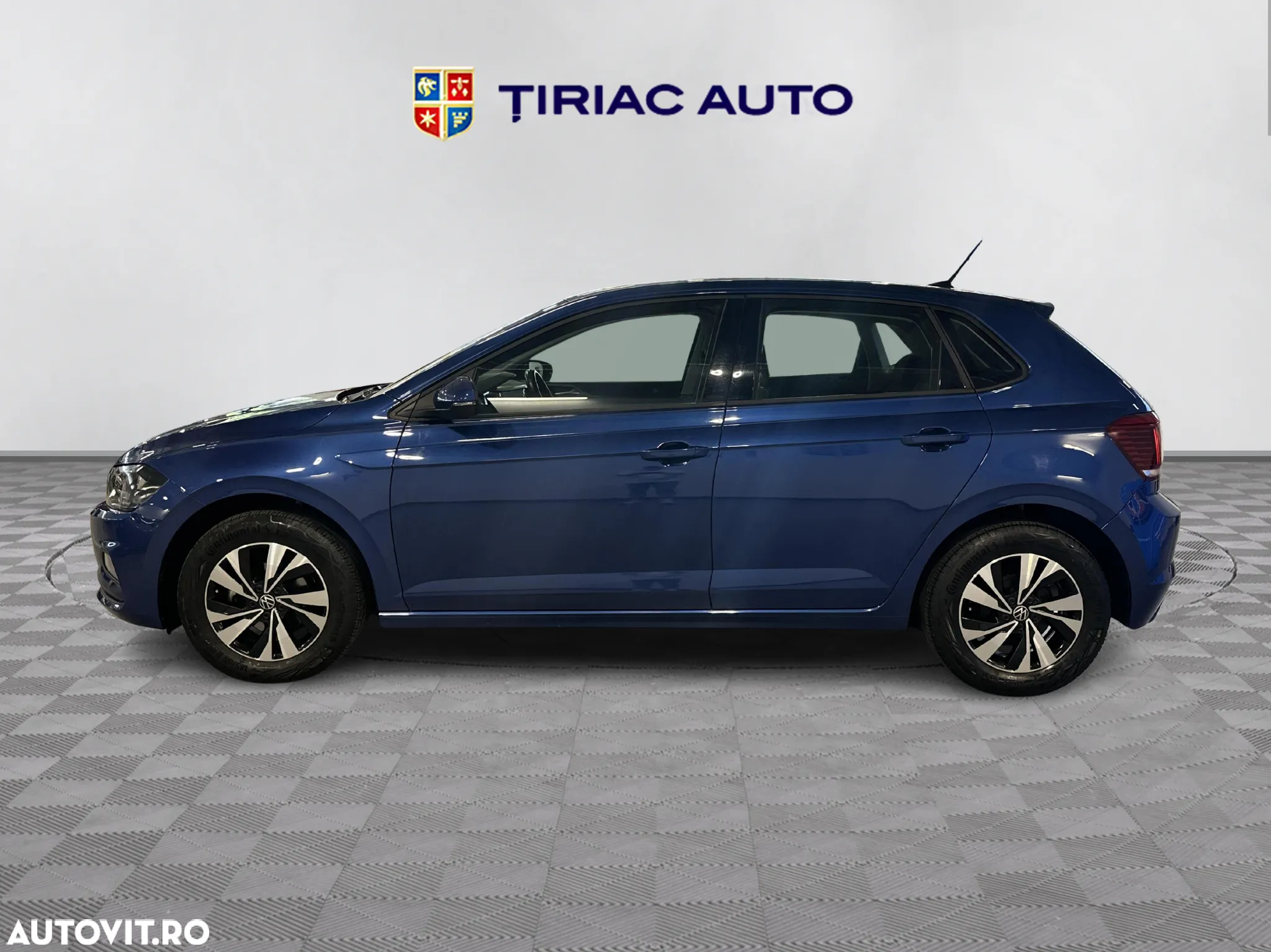 Volkswagen Polo - 2
