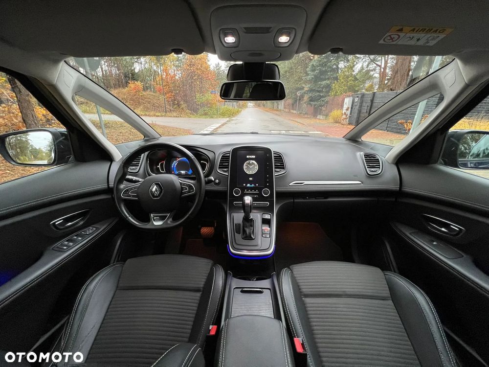 Renault Scenic - 8