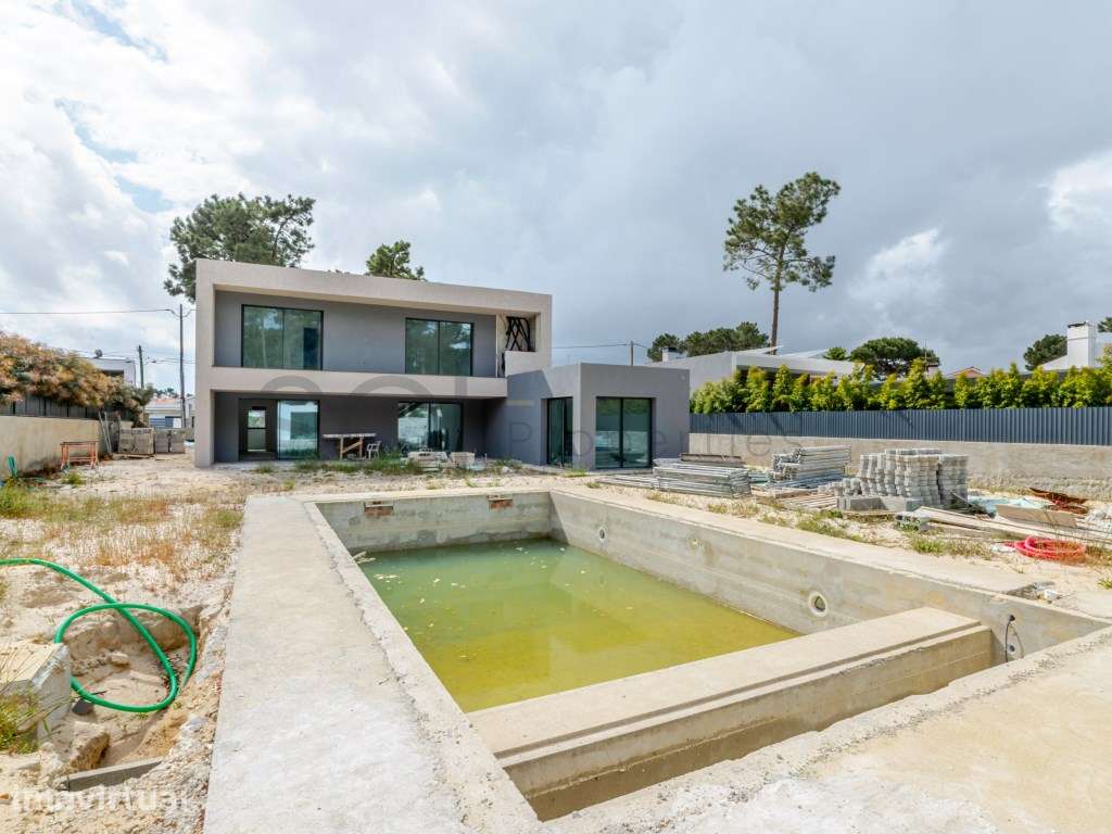 Moradia T5 Luxo | Verdizela | Piscina | Vista Apostiça - Grande imagem: 2/38