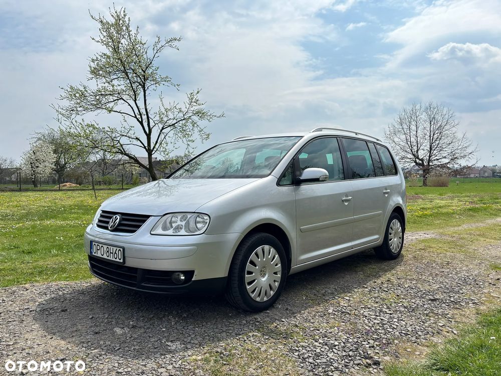 Volkswagen Touran 2.0 TDI Highline - 1