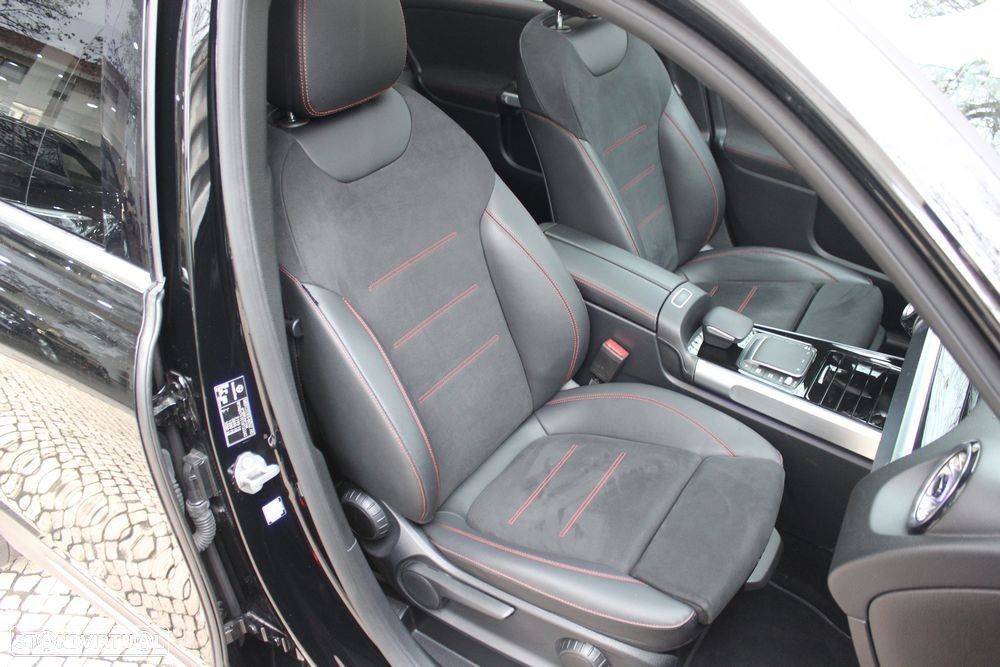 Mercedes-Benz GLB 180 d AMG Line - 26