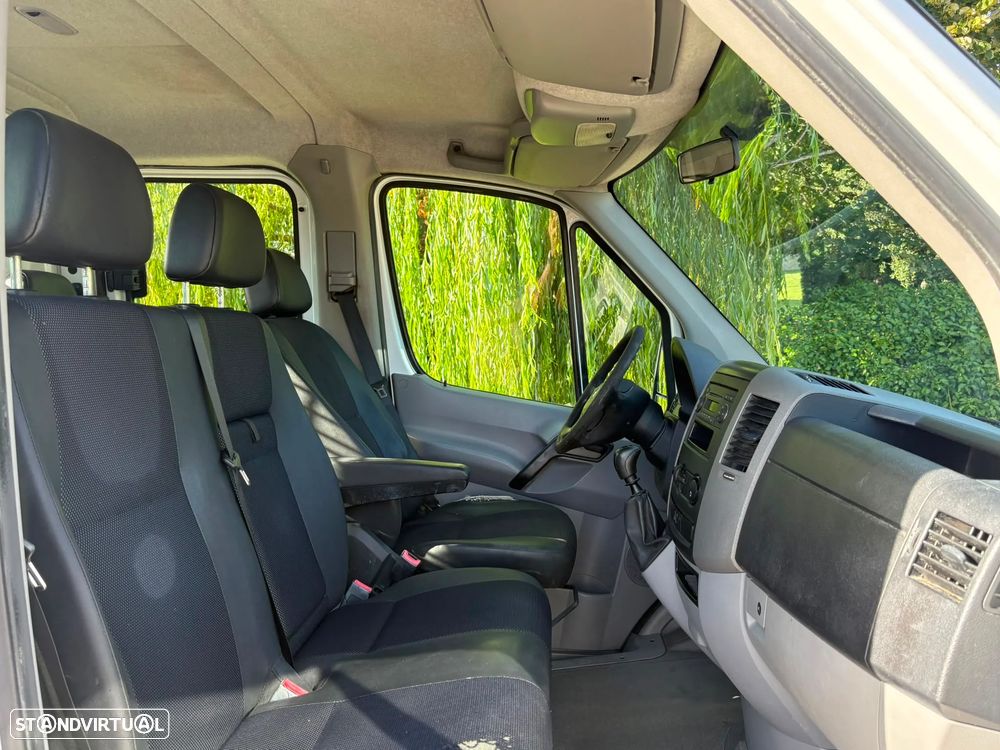 Mercedes-Benz SPRINTER - 15