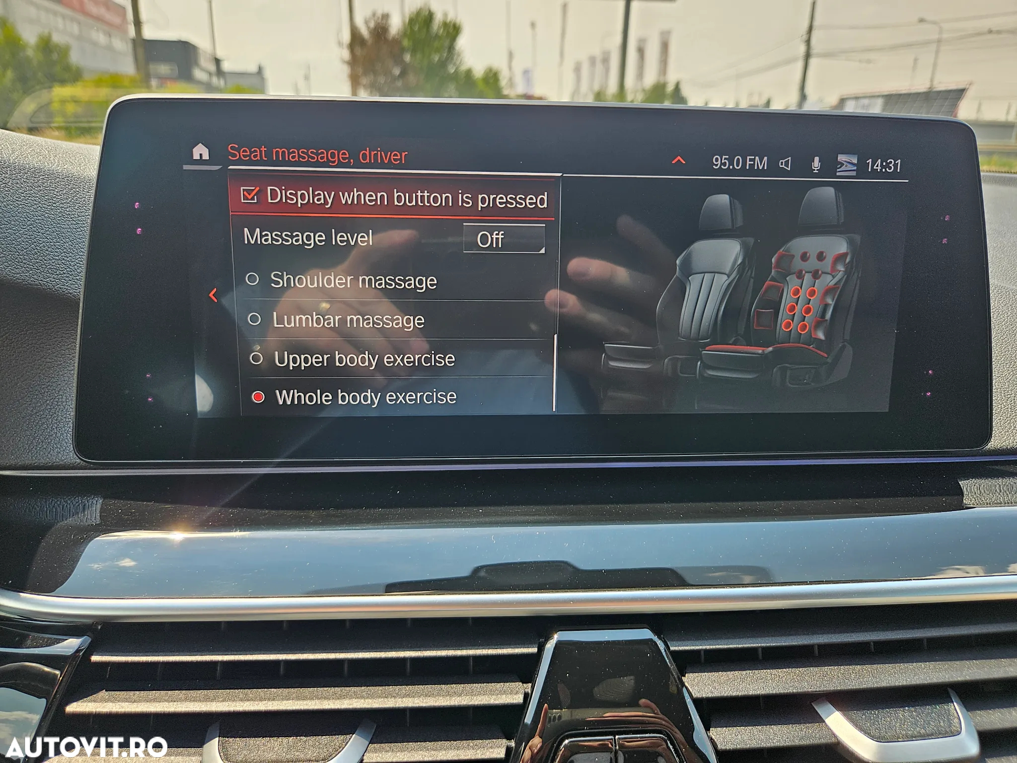 BMW Seria 5 520d xDrive AT - 34