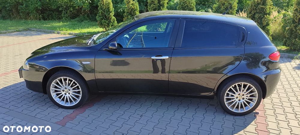 Alfa Romeo 147 1.6 Twin Spark ECO Shape - 5