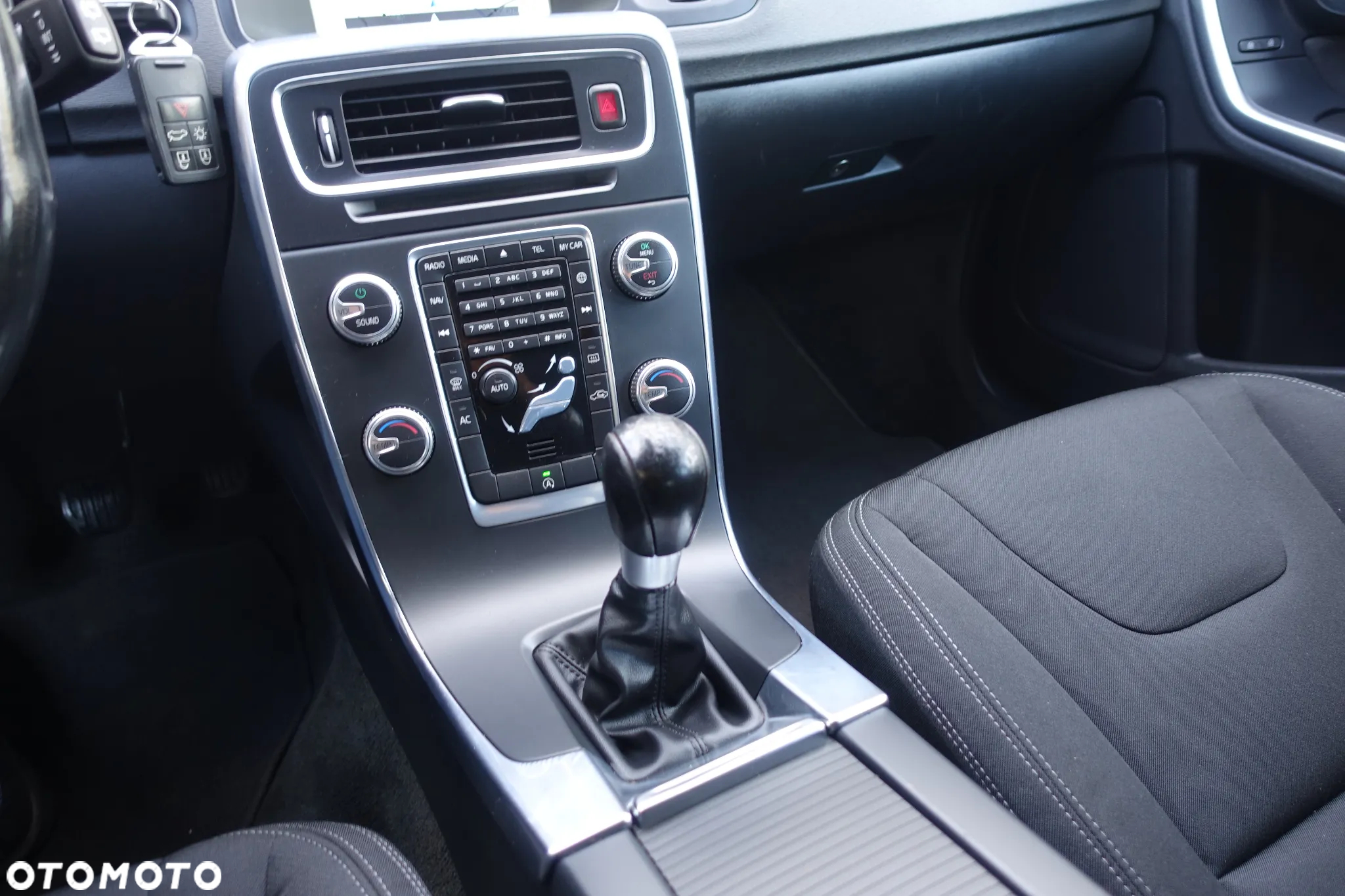 Volvo V60 D2 Edition - 22