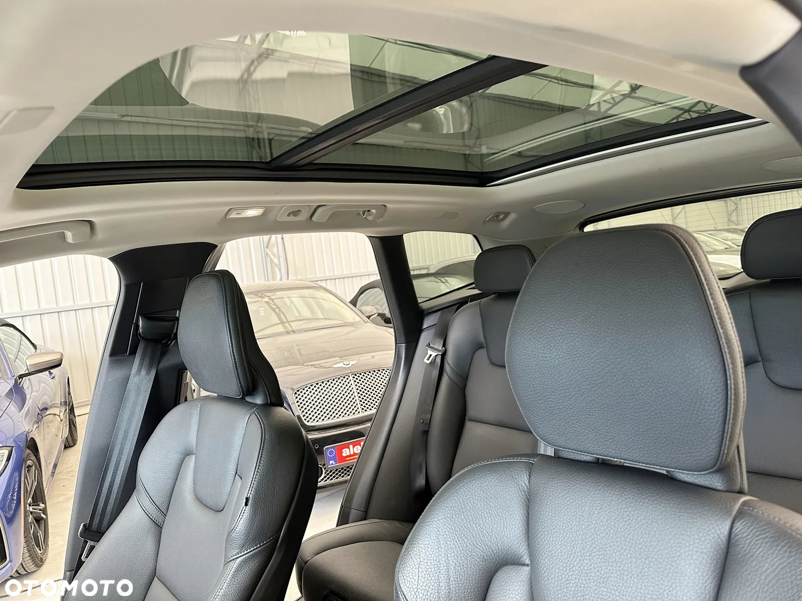 Volvo XC 60 T8 Plug-In Hybrid AWD Inscription - 11
