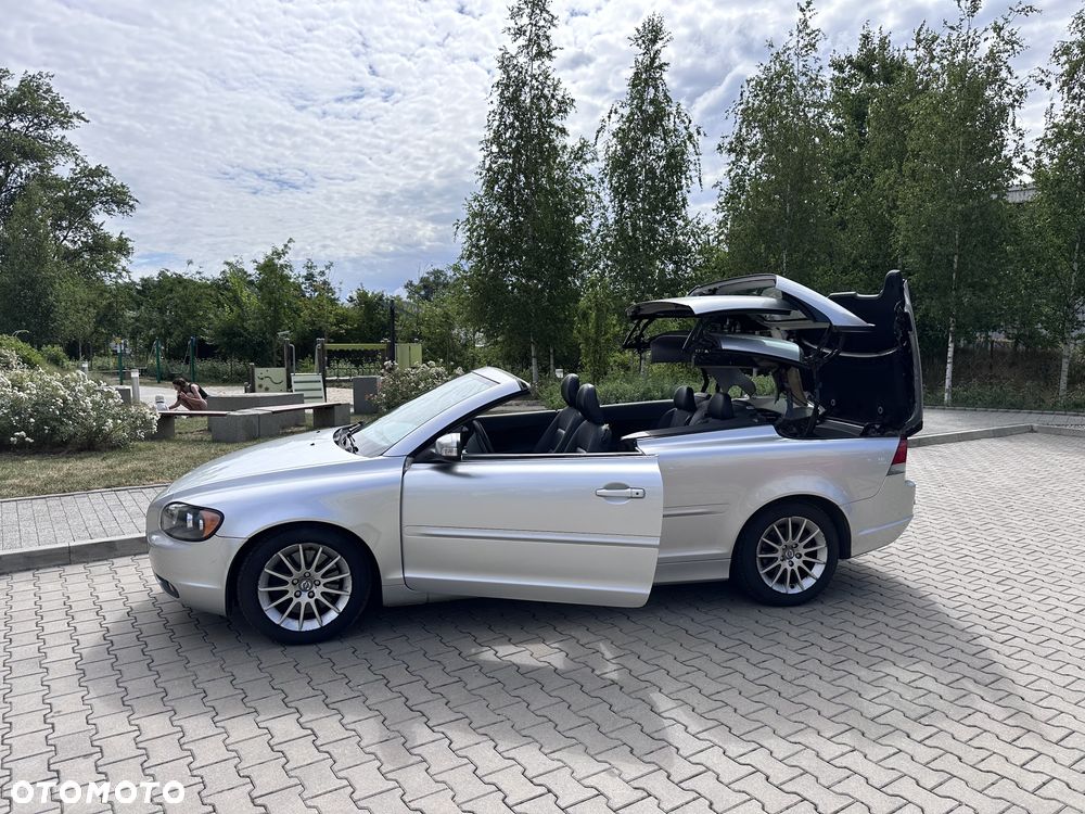 Volvo C70 2.0D Momentum - 11