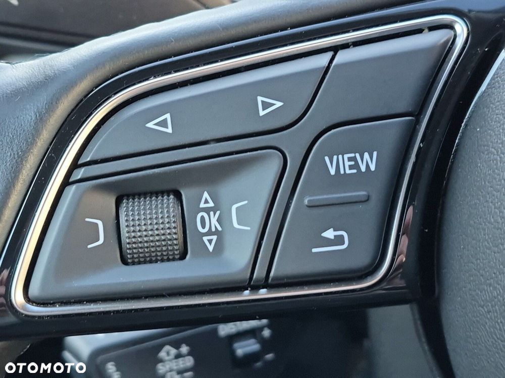 Audi Q2 30 TFSI - 17