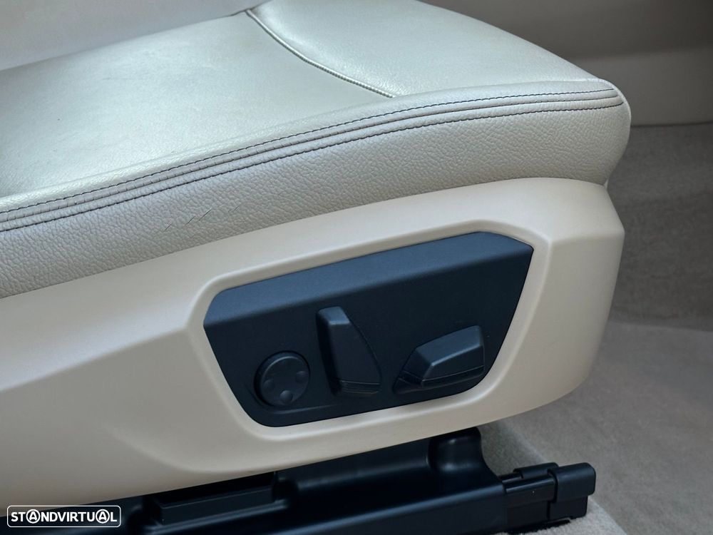 BMW X3 18 d sDrive Line Luxury - 26