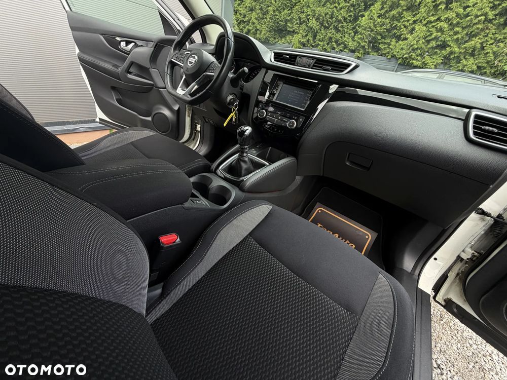 Nissan Qashqai 1.6 DCi N-Connecta - 15