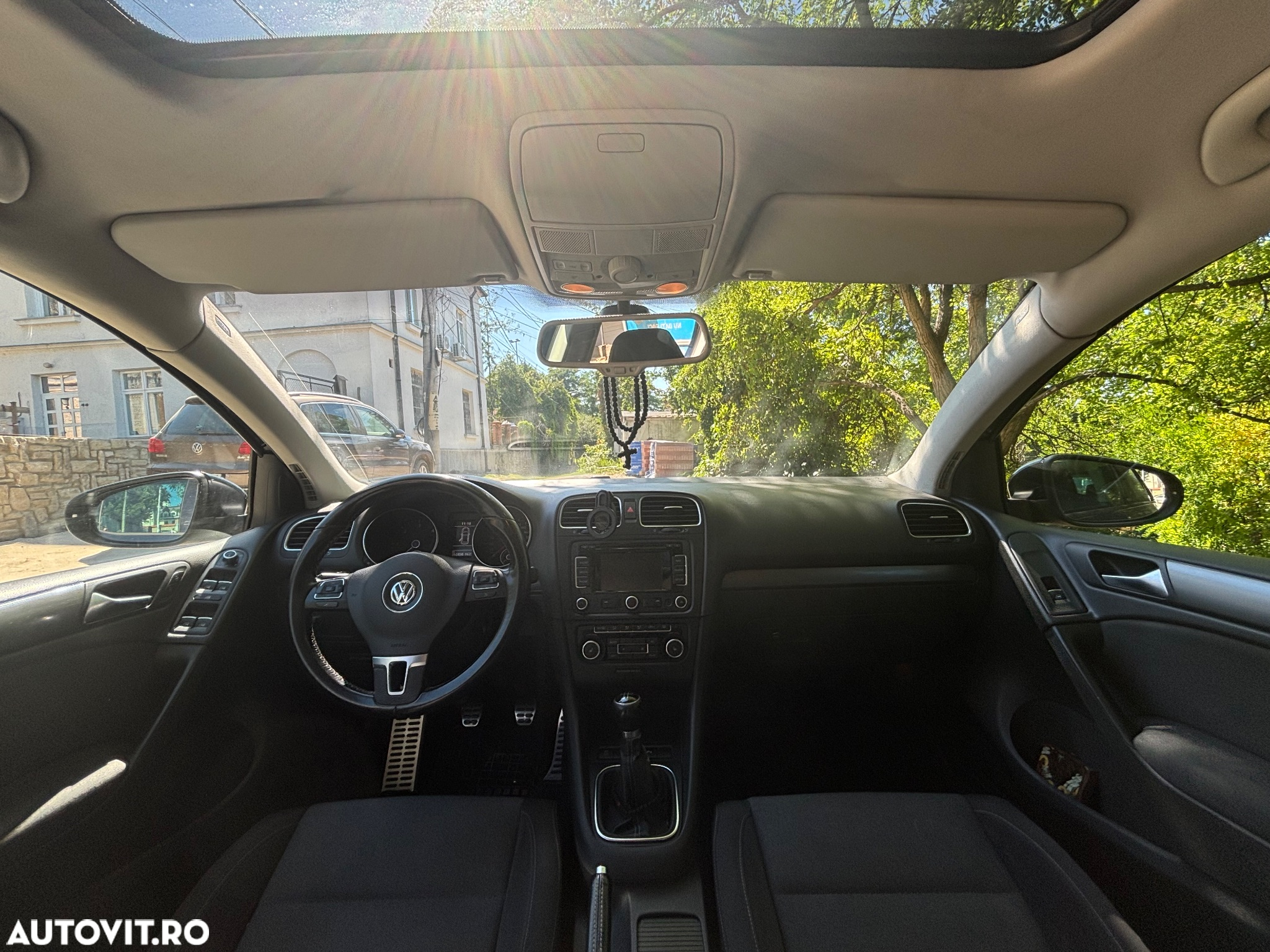 Volkswagen Golf - 23