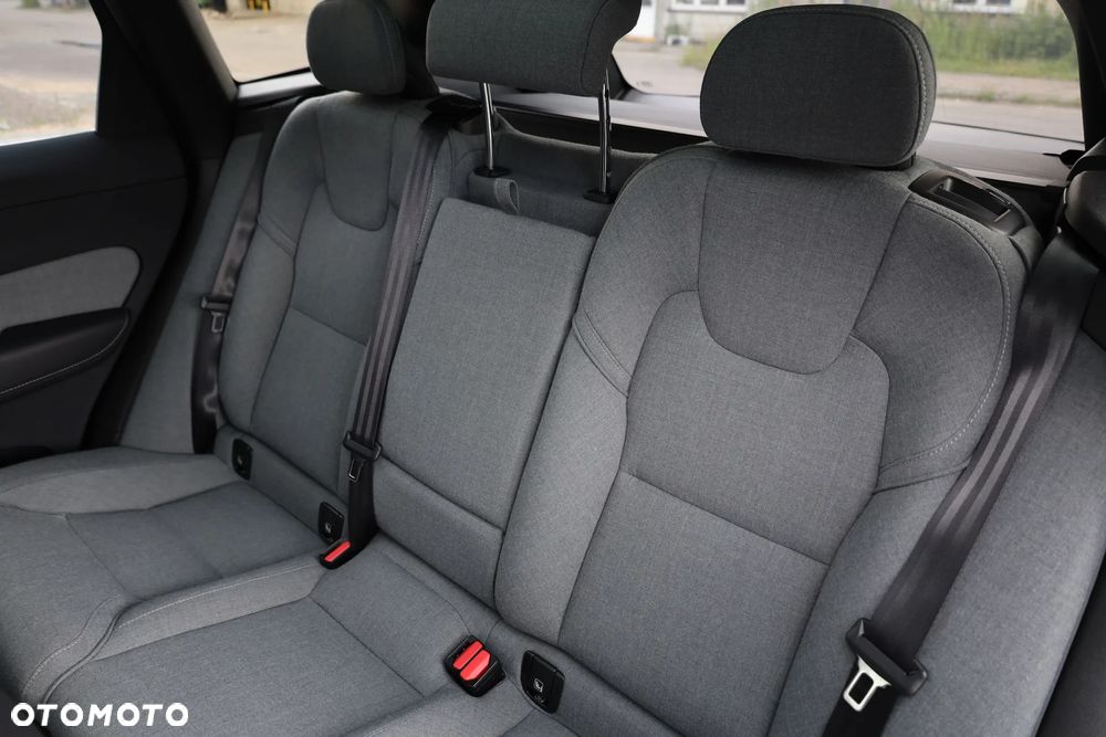 Volvo XC 60 T6 AWD Plug-In Hybrid Inscription - 20