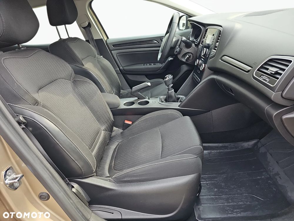 Renault Megane 1.6 SCe Zen - 21
