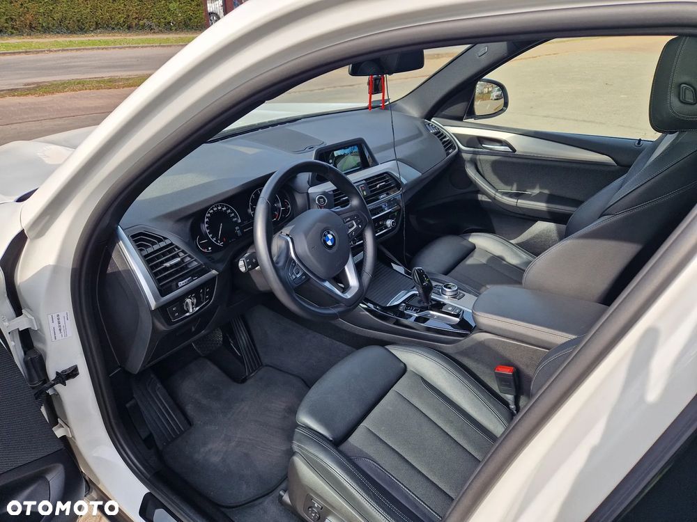 BMW X3 xDrive20i GPF xLine - 11