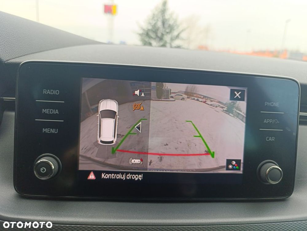 Skoda Kamiq 1.0 TSI Ambition DSG - 21