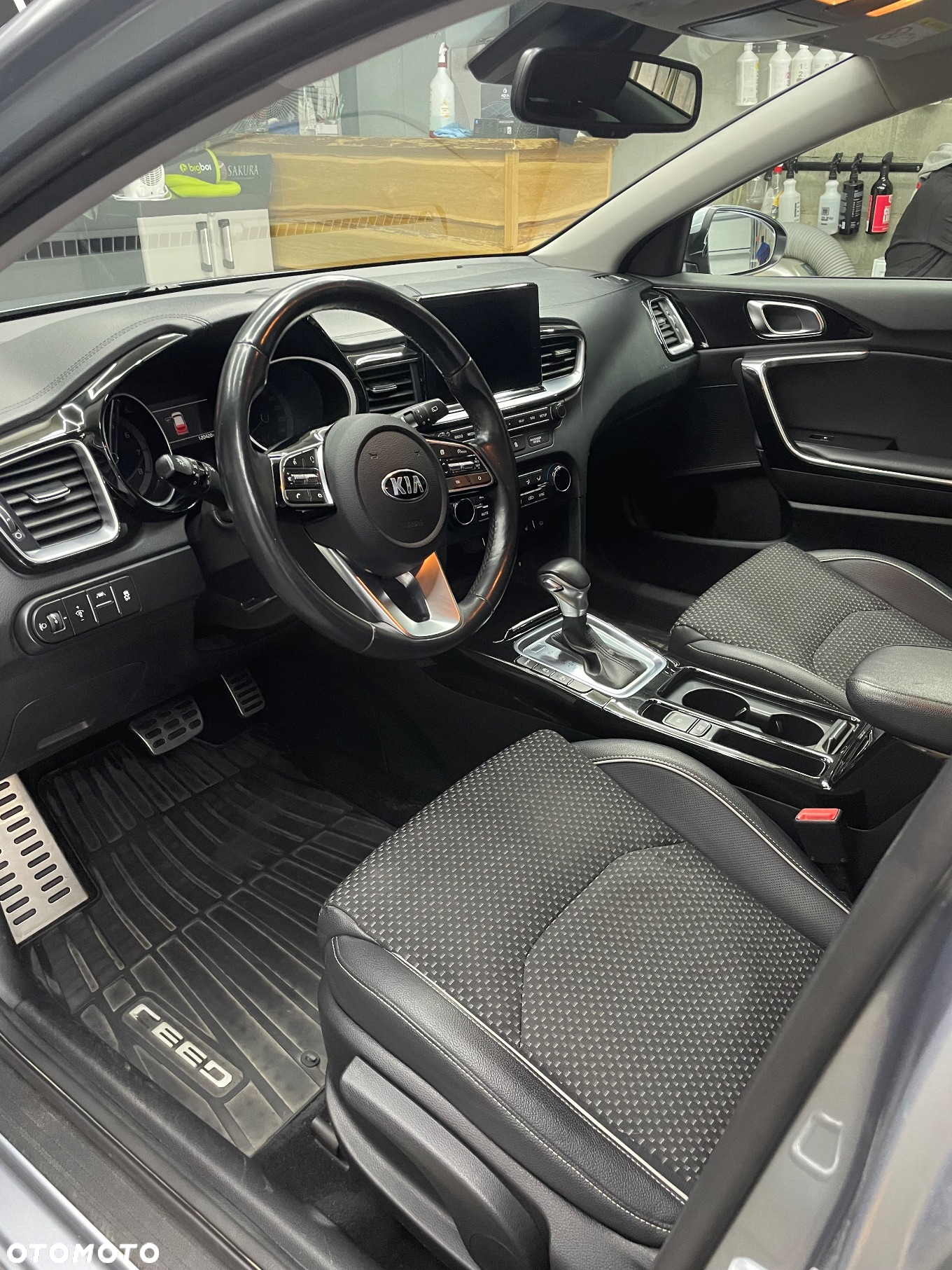 Kia Ceed 1.4 T-GDI L Business Line Plus DCT - 11