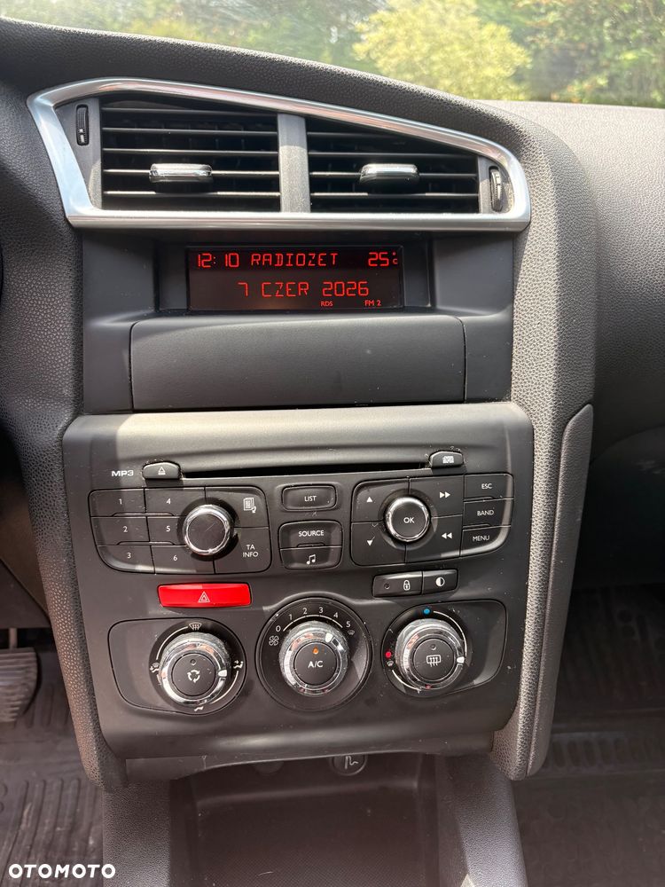 Citroën C4 1.6 HDi Attraction - 8
