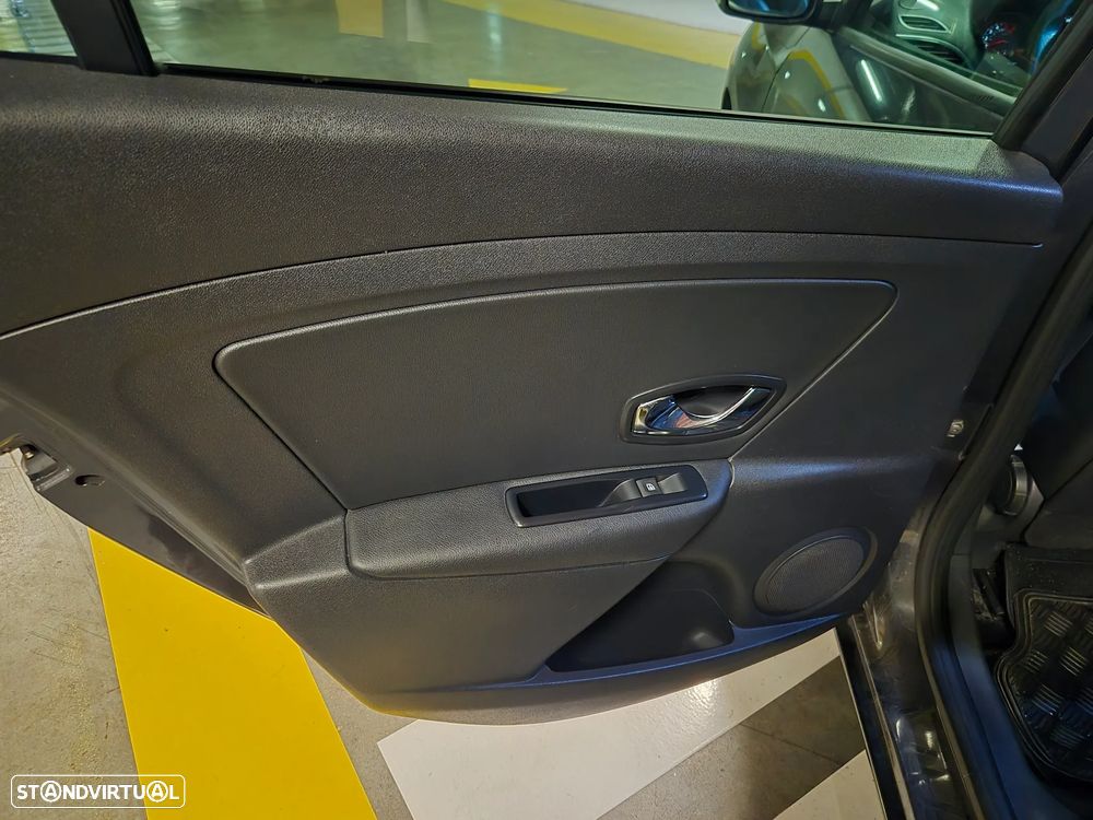 Renault Mégane Sport Tourer 1.5 dCi GT Line - 26