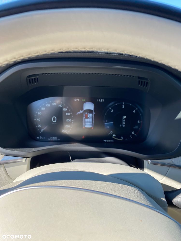 Volvo XC 60 D4 SCR Inscription - 8