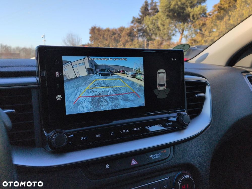 Kia Ceed 1.5 T-GDI M DCT - 14
