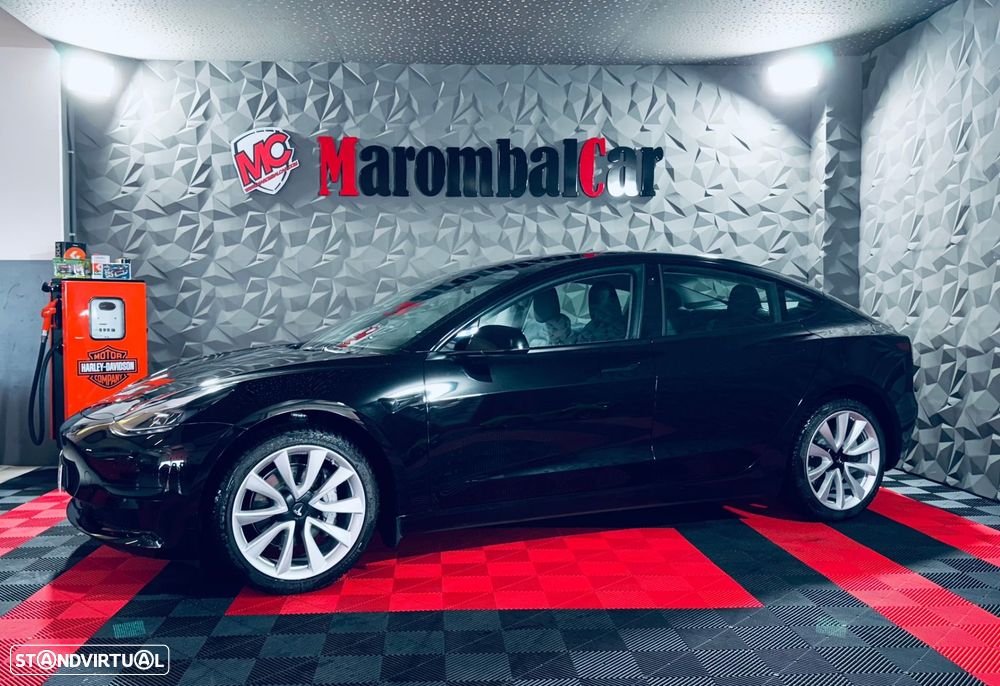 Tesla Model 3 - 5