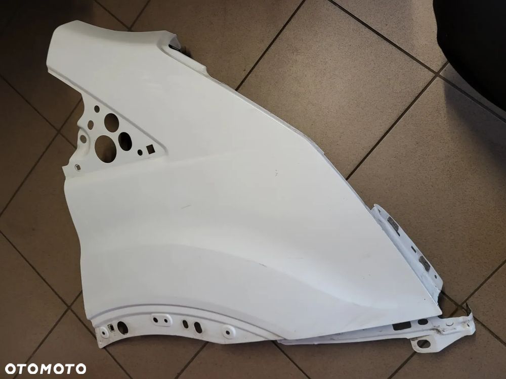 BŁOTNIK PRAWY FORD TRANSIT MK8 - 1