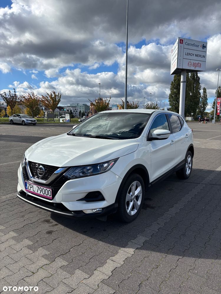 Nissan Qashqai - 1