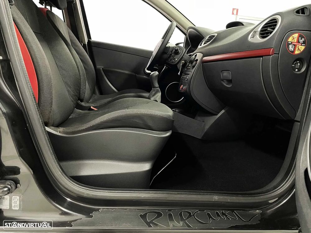 Renault Clio 1.2 16V Rip Curl - 26