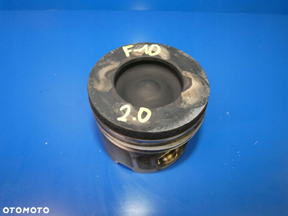 BMW 5 F10 F11 F30 2.0 D N47D20C TŁOK - 1