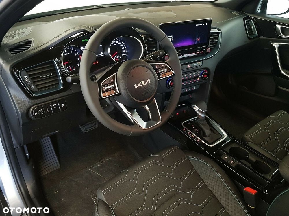 Kia XCeed 1.6 T-GDI Tribute DCT - 15