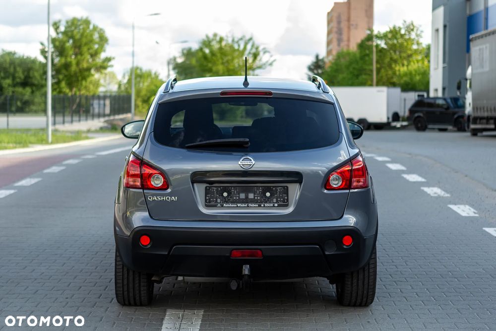 Nissan Qashqai 2.0 4x4 Tekna Pack - 16