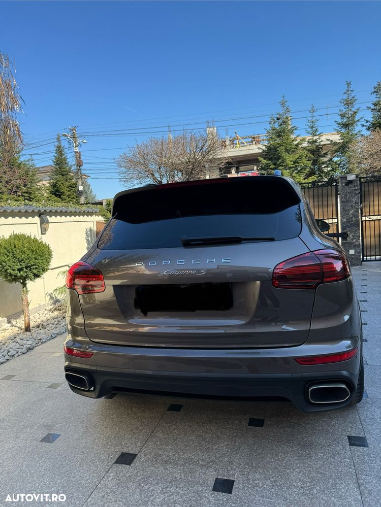 Porsche Cayenne Diesel Tiptronic S - 4