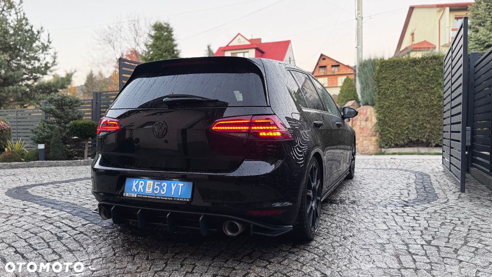 Volkswagen Golf VII 2.0 TDI BMT GTD - 9