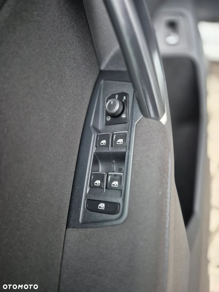 Volkswagen Tiguan 2.0 TDI SCR BlueMotion Technology Sport & Style - 19