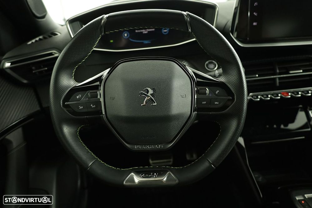 Peugeot e-2008 50 kWh GT - 16
